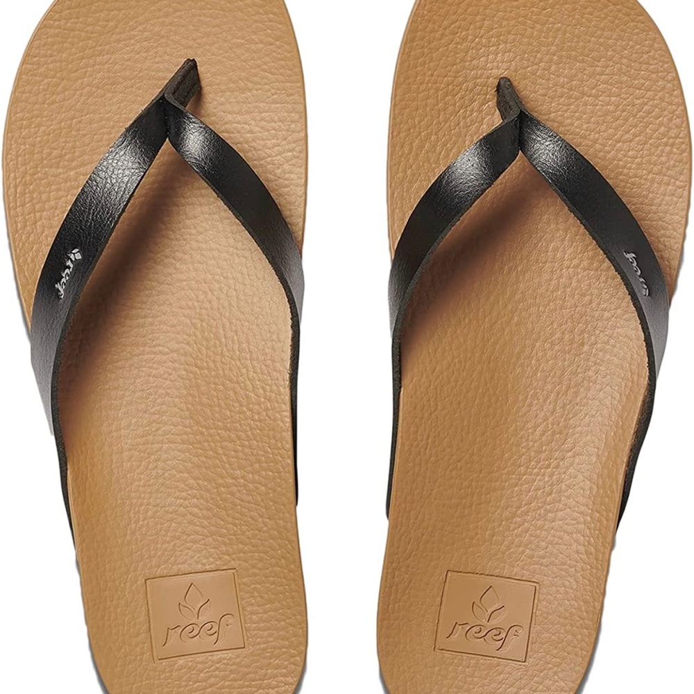 New without tags Reef Women's Cushion Court Flip-Flop Black
